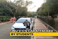 JNU Vice Chancellor's Car Attacked by Students JNU Vice Chancellor's Car Attacked by Students