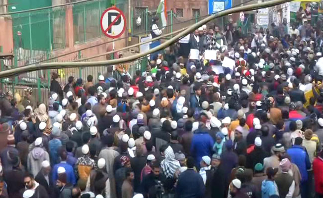 Citizenship Law Protests Highlights: Hundreds Protest Outside Delhi's Jama Masjid