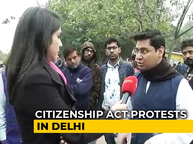 Citizenship Act: What Common Man Thinks Who Is  Fueling Fear, Violence