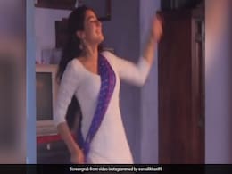 सारा अली खान के इस अंदाज ने उड़ाए फैंस के होश, एक्ट्रेस का वीडियो देख तारीफ करते नहीं थक रहे लोग सारा अली खान के इस अंदाज ने उड़ाए फैंस के होश, एक्ट्रेस का वीडियो देख तारीफ करते नहीं थक रहे लोग