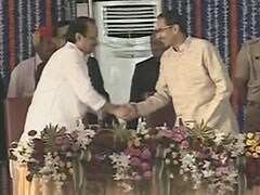 महाराष्ट्र: मंत्रियों में विभागों के बंटवारे को लेकर सत्ताधारी गठबंधन में चला बैठकों का दौर