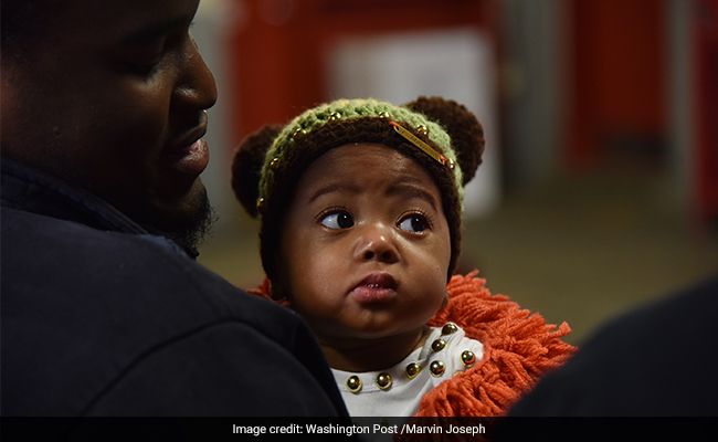On Christmas Eve, US Firefighters Meet The Baby They Saved