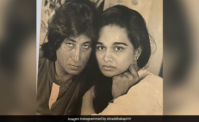 Shraddha Kapoor's Anniversary Post For Parents Shakti Kapoor And ...