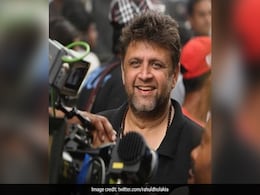 शाहरुख खान की 'रईस' के डायरेक्टर ने किया ट्वीट, बोले- अपने माता-पिता की जन्म तिथि बताने के लिए अब हमें... शाहरुख खान की 'रईस' के डायरेक्टर ने किया ट्वीट, बोले- अपने माता-पिता की जन्म तिथि बताने के लिए अब हमें...