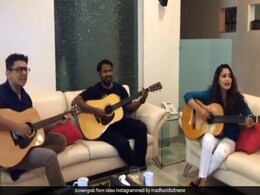 माधुरी दीक्षित नए अवतार में आईं नजर, पति संग यूं बजाया गिटार और गाया गाना...देखें Video माधुरी दीक्षित नए अवतार में आईं नजर, पति संग यूं बजाया गिटार और गाया गाना...देखें Video