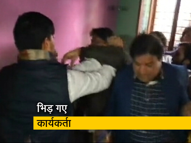 मुजफ्फरनगर में प्रियंका गांधी के सामने कांग्रेस के दो गुटों में भिड़ंत