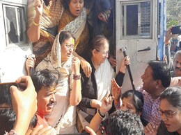 Ex-Speaker Sumitra Mahajan Among Hundreds Arrested At BJP Protest In Indore Ex-Speaker Sumitra Mahajan Among Hundreds Arrested At BJP Protest In Indore