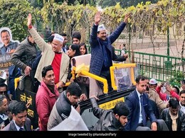Arvind Kejriwal's "2013" Nostalgia In Tweet Before Big Delhi Roadshow Arvind Kejriwal's "2013" Nostalgia In Tweet Before Big Delhi Roadshow