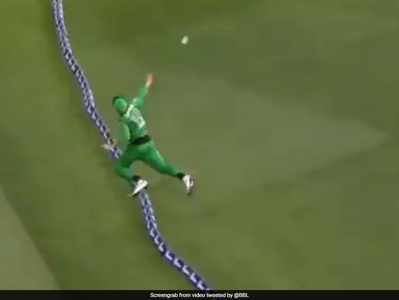 Watch: Ben Dunk, Nathan Coulter-Nile Team Up To Complete Sensational Relay Catch In BBL