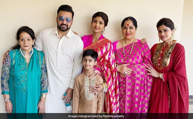 Inside Shilpa Shetty's Fam-Jam With Raj Kundra, Viaan, Shamita And Others