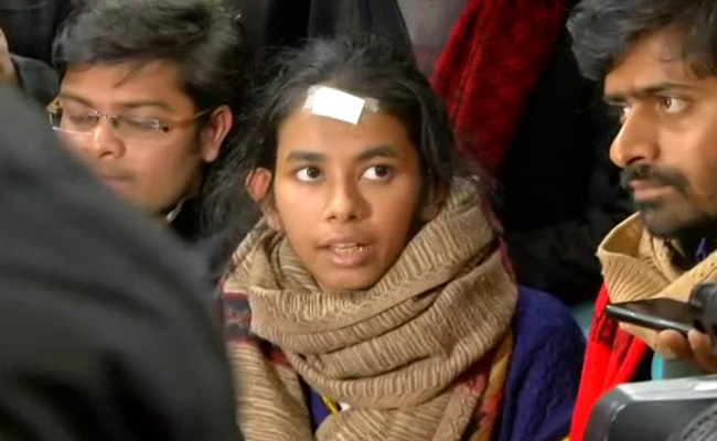 Denied Entry, JNU's Aishe Ghosh Calls For "Unity" At Calcutta University Gates