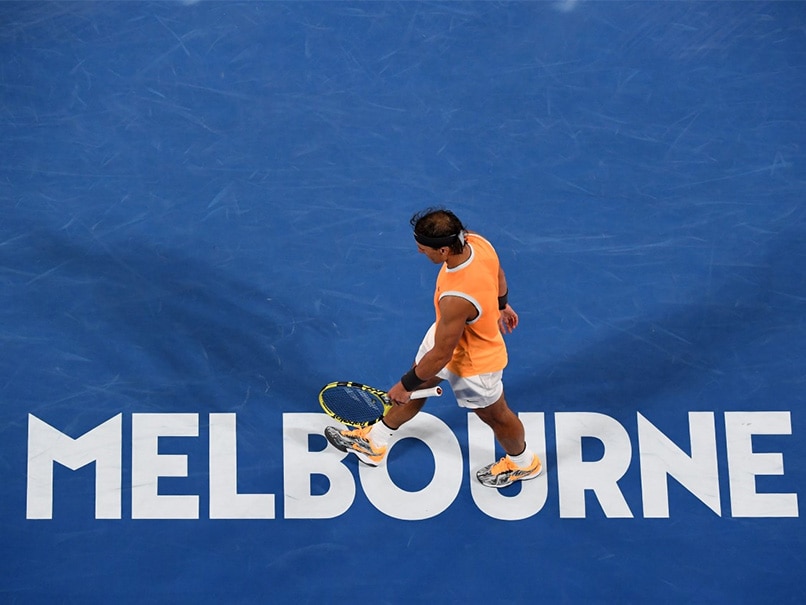 Bushfire Smoke Halts Australian Open Practice In Melbourne Bushfire Smoke Halts Australian Open Practice In Melbourne