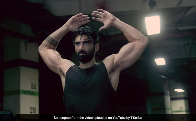 These <i>'Malang'</i> Trailer Memes Will Leave You In Splits