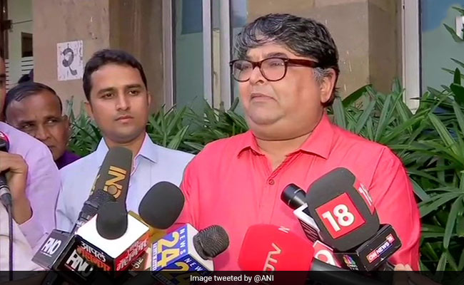 Rahul Gandhi  Repeatedly Insulting Veer Savarkar For 'Political Gain', Says His Grandson