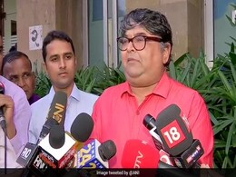 Rahul Gandhi  Repeatedly Insulting Veer Savarkar For 'Political Gain', Says His Grandson Rahul Gandhi  Repeatedly Insulting Veer Savarkar For 'Political Gain', Says His Grandson