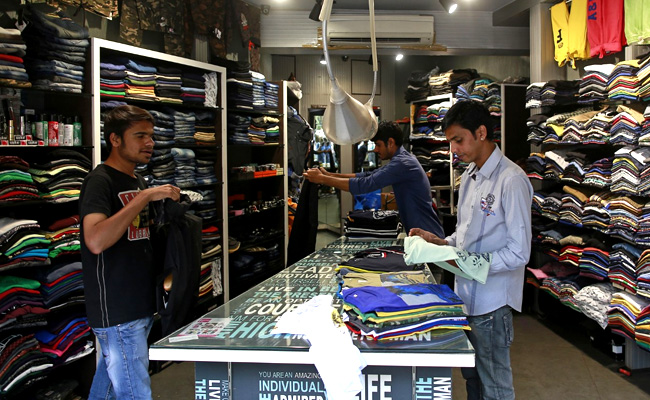 Indian Retail Market To Reach $1 Trillion By 2025: Report