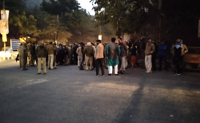 "Troubling Trend Lines...": Foreign Media On Masked Mob Attack At JNU