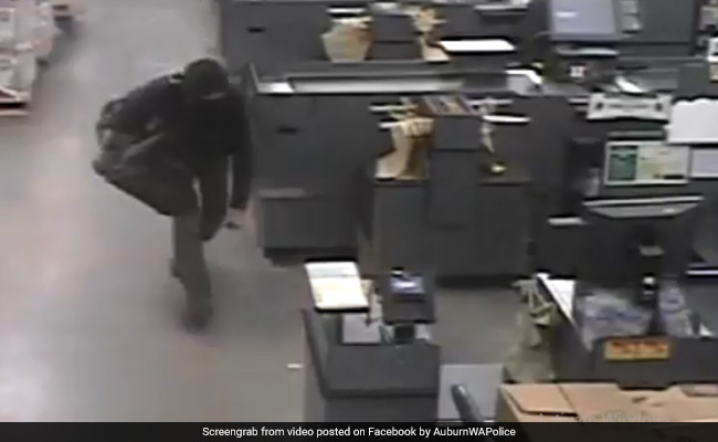 Thief Living In Grocery Store Ceiling Keeps Giving Cops The Slip