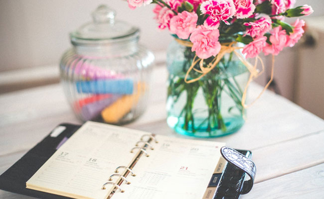 How To Make The New Year 2020 More Organised And Less Cluttered