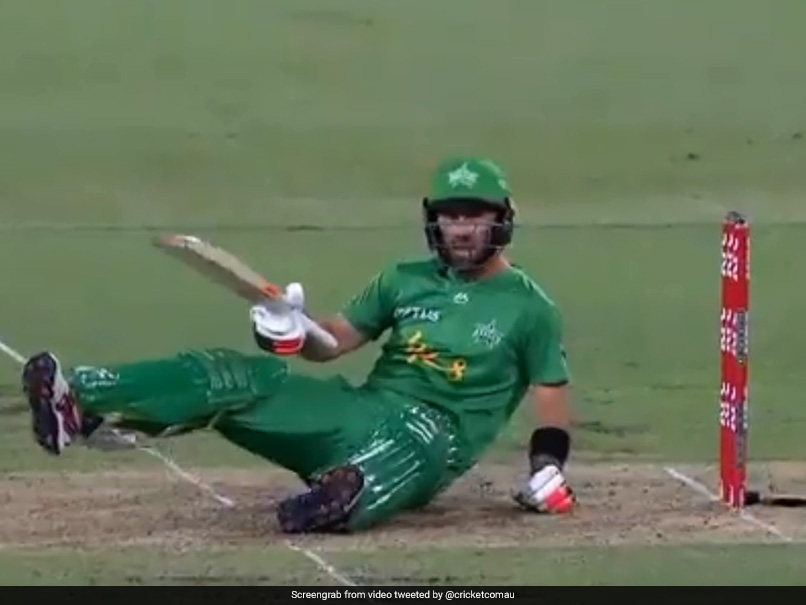 Watch: Glenn Maxwell Left Shell-Shocked After "Nasty" Beamer Nearly Takes His Head Off