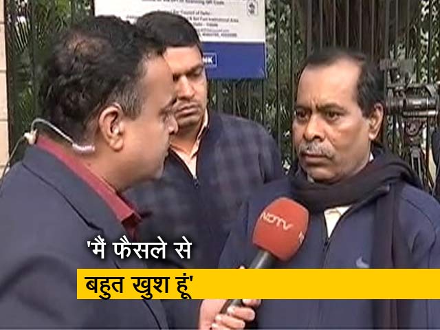 निर्भया के पिता बोले- फैसले से पूरा देश खुश होगा