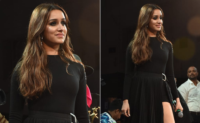 Shraddha Kapoor Stays On Trend With Classic Black Smokey Eye Makeup