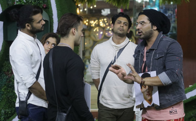 <i>Bigg Boss 13</i> Written Update January 8, 2020: Paras Chhabra, Mahira Sharma And Asim Riaz Interrupt Captaincy Task, Get Punished
