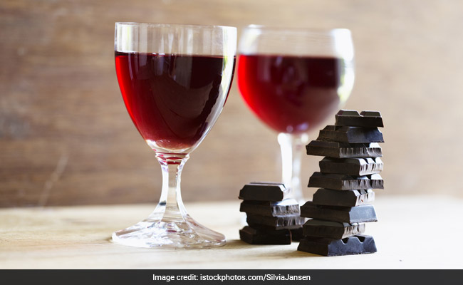 The diet is followed in two phases- phase 1 lasts a week and phase 2 lasts for 2 weeks