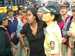 Mumbai's 'Occupy Gateway' Protest Ends After People Forced To Leave Mumbai's 'Occupy Gateway' Protest Ends After People Forced To Leave