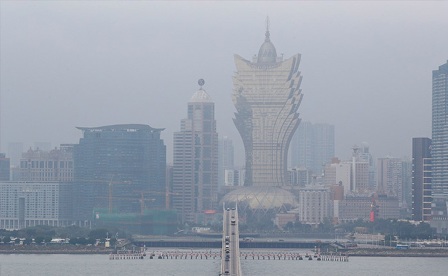 Macau, World's Biggest Gambling Hub, Turns Into Ghost Town After Virus Scare