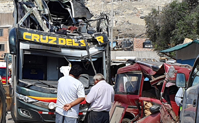 Nearly 16 Killed, 40 Injured In Peru Bus Crash