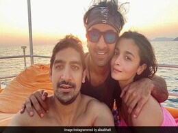 कियारा रूमर्ड बॉयफ्रेंड सिद्धार्थ के साथ छुट्टियों पर, राजस्थान में आलिया, रणबीर, दीपिका और रणवीर कियारा रूमर्ड बॉयफ्रेंड सिद्धार्थ के साथ छुट्टियों पर, राजस्थान में आलिया, रणबीर, दीपिका और रणवीर