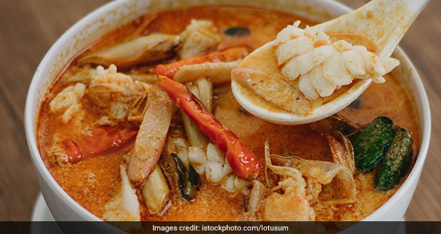 Pair This Delicious South Indian-Style Chicken Stew With <i>Appams</i> (Recipe Inside)