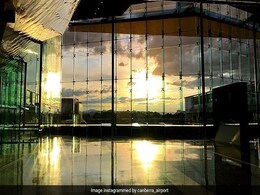 Australia's Canberra Airport Closed As Bushfires Flare Anew Australia's Canberra Airport Closed As Bushfires Flare Anew