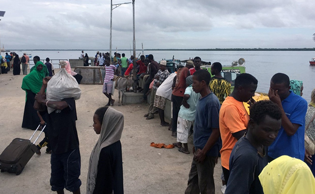 3 Americans Killed As Somalian Militants Attack US Base In Kenya