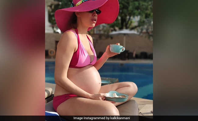 Inside Pregnant Kalki Koechlin's Sun-Bathing Diaries, She's 'Blushing'