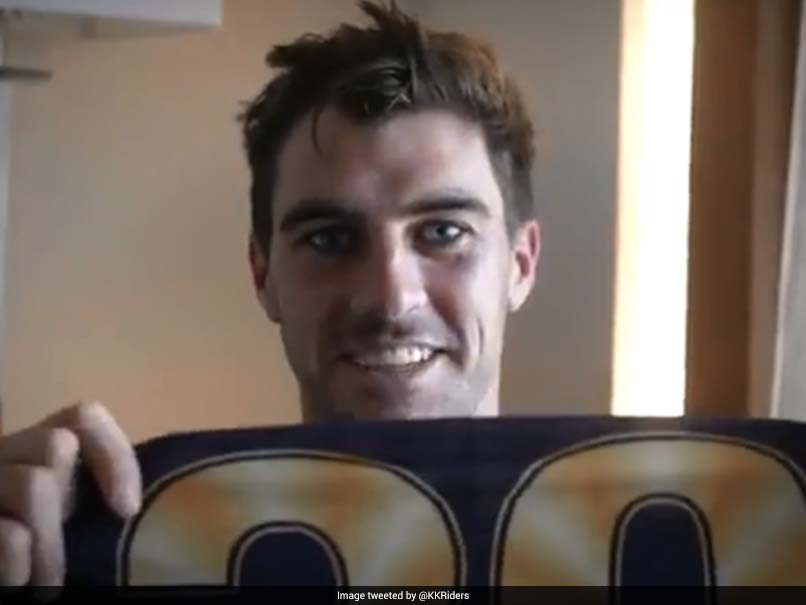 IPL 2020:  कोलकाता नाइटराइडर्स के फैन ने Pat Cummins को द‍िया खास ग‍िफ्ट, देखें VIDEO