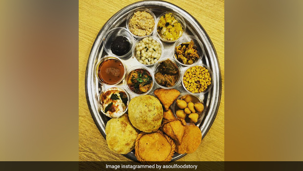 Royal Food Of Bengal: Sheherwali Cuisine Is A Delight In The Land Of ‘Mach, Mishti And More’