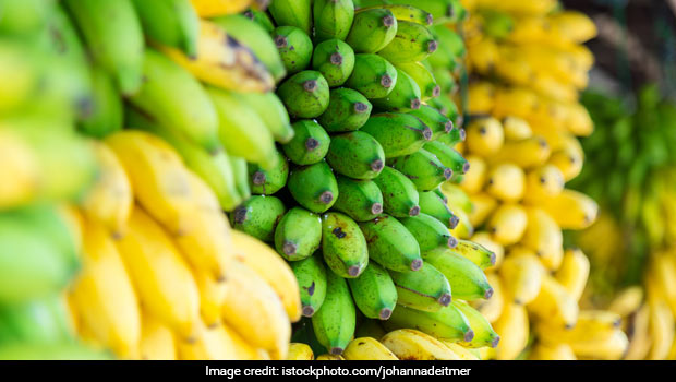 Does Eating Banana Cause Or Relieve Constipation? Here's What Experts Say