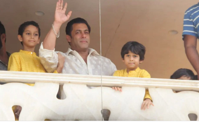 सलमान खान पूरे परिवार के साथ 21 दिन के लिए बंद हो चुके हैं इस जगह पर, कुछ ऐसे बिता रहे हैं समय