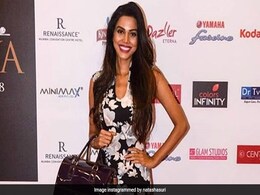 Supermodel Files Complaint Against Man For Cyber Harassment Supermodel Files Complaint Against Man For Cyber Harassment