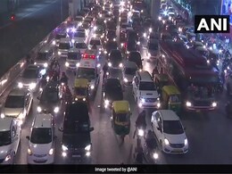 Delhi Traffic Jams: Massive Traffic Jams Across Delhi On New Year's Day Delhi Traffic Jams: Massive Traffic Jams Across Delhi On New Year's Day