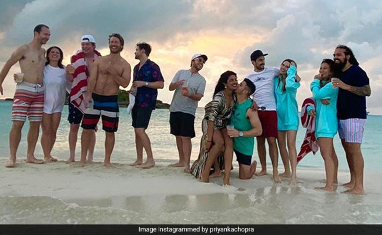 Priyanka Chopra, Nick Jonas Steal A Kiss On The Beach. Isn't ...