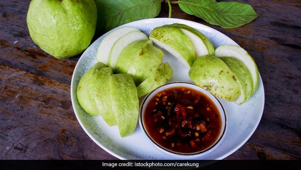 Indian Cooking Tips: Walk Down The Memory Lane With This Sweet-N-Sour Guava Curry (Watch Recipe Video)