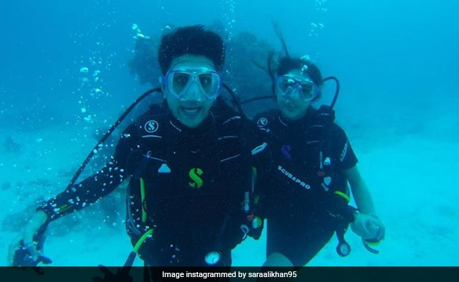 Sara Ali Khan And Brother Ibrahim Ali Khan's ROFL 'Deep Sea Diving' Pics Will Leave You In Splits