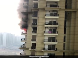 Fire Breaks Out At Apartment Complex In Noida Fire Breaks Out At Apartment Complex In Noida