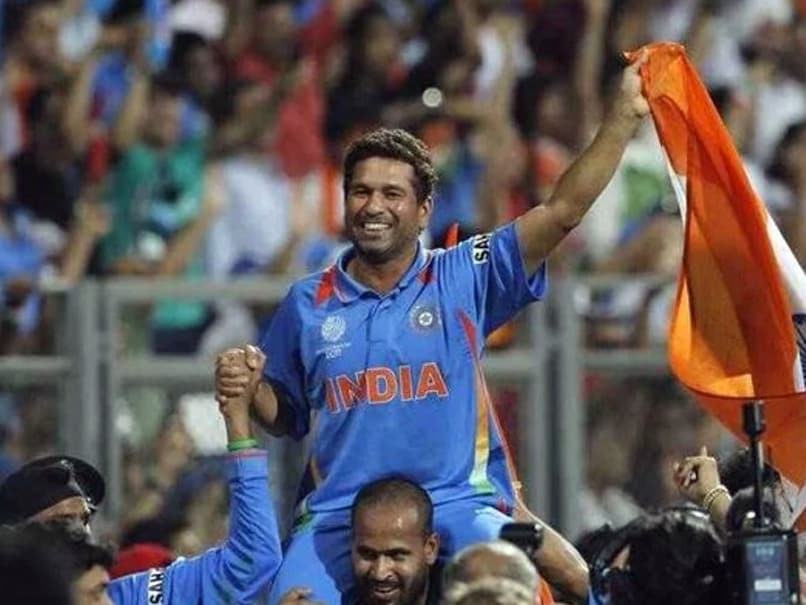 Army Day: Sachin Tendulkar, Suresh Raina Thank Army Personnel For Their "Selfless Services" Army Day: Sachin Tendulkar, Suresh Raina Thank Army Personnel For Their "Selfless Services"