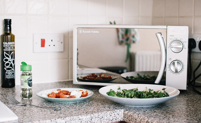 Say no to plastic containers and utensils in your kitchen