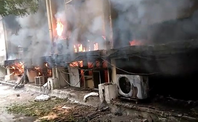 Fire Breaks Out At Delhi Government Office, 10 Fire Engines At Spot