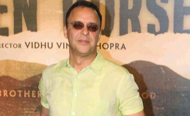 Vidhu Vinod Chopra Calls Influencers '<i>Ch****a</i>' At IFFI Goa: "<i>Aise Khada Ho Gaya</i>, 5 Million Views"